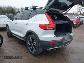2019 Volvo XC40 R-Design with VIN YV4162UM6K2123298, listed as a IAAI auction lot 41509799 with 57,010 mi miles and . Bid and sale history available at DreamBid. Image 3.