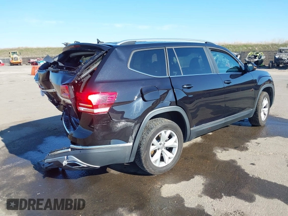 2018 Volkswagen Atlas SEL with VIN 1V2ER2CAXJC582408, listed as a IAAI auction lot 41389461 with 60,822 mi miles and . Bid and sale history available at DreamBid. Image 4.