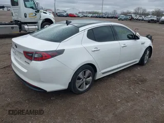 2016 Kia Optima EX z VIN KNAGN4AD4G5099411, wystawiony jako IAAI lot #41927695 z przebiegiem 124 200 mil mil oraz . Historia ofert i sprzedaży dostępna na DreamBid. Obrazek 4.