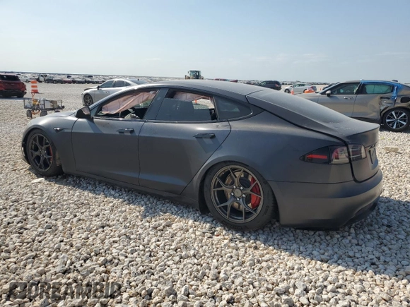 2023 Tesla Model S Plaid z VIN 5YJSA1E61PF528022, wystawiony jako Copart lot #53088135 z przebiegiem Nie podano mil oraz Czysty tytuł • Clean title. Historia ofert i sprzedaży dostępna na DreamBid. Obrazek 2.