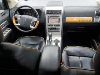 2008 Lincoln MKX with VIN 2LMDU88C68BJ39983, listed as a Copart auction lot 44166425 with 176,276 mi miles and Clean Title. Bid and sale history available at carsss.com. Image 8.