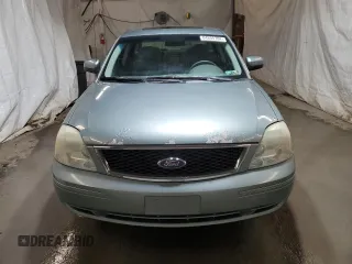 2006 Ford Five Hundred SE with VIN 1FAFP26126G112158, listed as a Copart auction lot 84805704 with 128,866 mi miles and Clean Title. Bid and sale history available at carsss.com. Image 5.