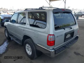 1999 Toyota 4Runner SR5 with VIN JT3GN86R5X0120573, listed as a IAAI auction lot 42450908 with 161,227 mi miles and . Bid and sale history available at DreamBid. Image 3.
