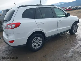 2011 Hyundai Santa Fe GLS with VIN 5XYZGDAB4BG016385, listed as a IAAI auction lot 41067744 with 181,501 mi miles. Bid and sale history available at carsss.com. Image 4.