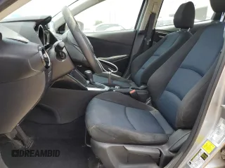 2016 Scion iA z VIN 3MYDLBZV5GY101992, wystawiony jako Copart lot #55392265 z przebiegiem 120 669 mil mil oraz Szkody całkowita. Historia ofert i sprzedaży dostępna na DreamBid. Obrazek 7.