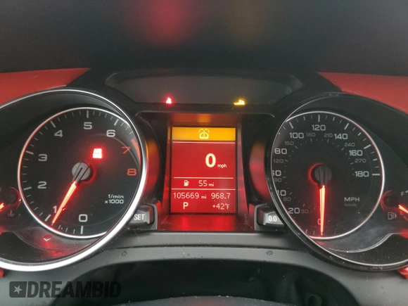 2011 Audi A5 Premium z VIN WAUCFAFH7BN017668, wystawiony jako Copart lot #81916624 z przebiegiem 105 669 mil mil oraz Szkoda całkowita • Salvage title. Historia ofert i sprzedaży dostępna na DreamBid. Obrazek 9.
