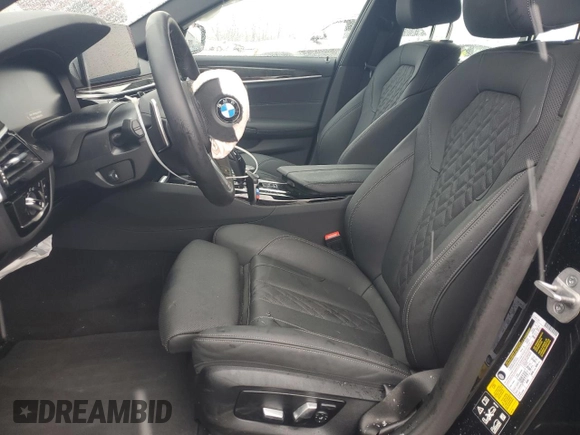 2023 BMW 5 Series 530i xDrive with VIN WBA13BJ0XPWY20712, listed as a Copart auction lot 86109994 with 9,489 mi miles and Salvage Title. Bid and sale history available at DreamBid. Image 7.
