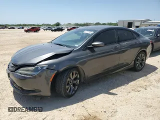 2015 Chrysler 200 S with VIN 1C3CCCDG1FN567220, listed as a Copart auction lot 52672105 with 125,388 mi miles and Salvage Title. Bid and sale history available at carsss.com. Image 1.