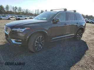 2023 Volvo XC90 Plus z VIN YV40621N1P1917082, wystawiony jako Copart lot #82987284 z przebiegiem Nie podano mil oraz Szkoda całkowita • Salvage title. Historia ofert i sprzedaży dostępna na DreamBid. Obrazek 1.