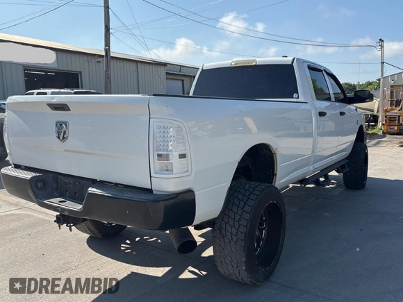 2012 Ram 2500 ST with VIN 3C6UD5HLXCG172092, listed as a Copart auction lot 64960995 with 256,468 mi miles and Clean title. Bid and sale history available at DreamBid. Image 4.