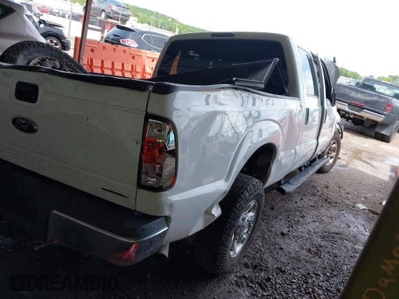 2013 Ford F-250 XL with VIN 1FT7W2A65DEA83428, listed as a IAAI auction lot 42171579 with 152,414 mi miles and . Bid and sale history available at DreamBid. Image 4.