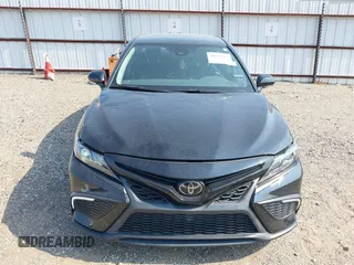 2022 Toyota Camry SE with VIN 4T1T11AK8NU700019, listed as a IAAI auction lot 40134654 with 34,662 mi miles. Bid and sale history available at carsss.com. Image 13.