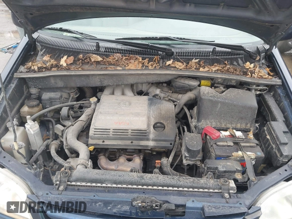2002 Toyota Sienna LE with VIN 4T3ZF13C72U424470, listed as a IAAI auction lot 41508436 with 170,177 mi miles. Bid and sale history available at carsss.com. Image 10.