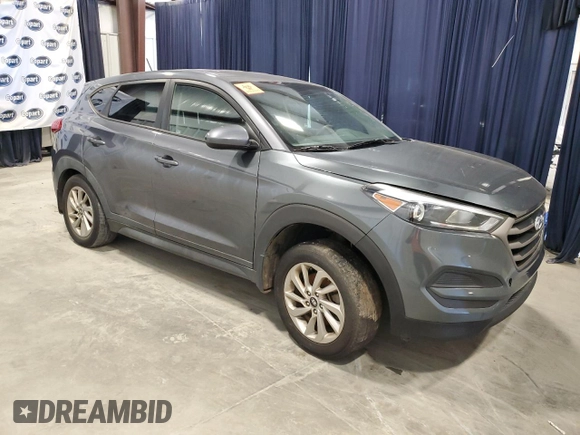 2016 Hyundai Tucson SE z VIN KM8J23A40GU114418, wystawiony jako Copart lot #87868505 z przebiegiem Nie podano mil oraz Czysty tytuł • Clean title. Historia ofert i sprzedaży dostępna na DreamBid. Obrazek 4.