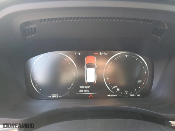 2019 Volvo XC60 R-Design with VIN LYVA22RM6KB313270, listed as a Copart auction lot 47315735 with 67,823 mi miles and Salvage Title. Bid and sale history available at carsss.com. Image 9.
