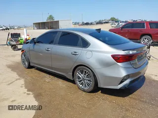 2022 Kia Forte GT-Line with VIN 3KPF54AD1NE435919, listed as a IAAI auction lot 41790738 with 30,502 mi miles. Bid and sale history available at carsss.com. Image 3.