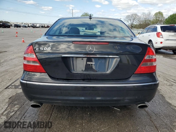 2006 Mercedes-Benz E 500 z VIN WDBUF70J76A869293, wystawiony jako Copart lot #52042215 z przebiegiem 136 742 mil mil oraz Szkoda całkowita • Salvage title. Historia ofert i sprzedaży dostępna na DreamBid. Obrazek 6.