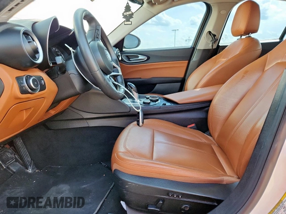 2019 Alfa Romeo Giulia Sport с VIN ZARFAMAN3K7616431, выставлен на аукционе Copart как лот 64135745 с пробегом 104 707 миль миль и Чистый • Clean title. История ставок и продаж доступна на DreamBid. Изображение 7.