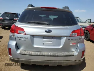 2013 Subaru Outback Premium z VIN 4S4BRBCC3D3260117, wystawiony jako Copart lot #52521525 z przebiegiem 123 137 mil mil oraz Szkoda całkowita • Salvage title. Historia ofert i sprzedaży dostępna na DreamBid. Obrazek 6.