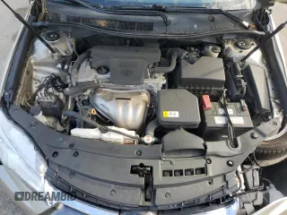 2017 Toyota Camry XLE z VIN 4T1BF1FK4HU426215, wystawiony jako Copart lot #55442755 z przebiegiem 100 850 mil mil oraz Szkoda całkowita • Salvage title. Historia ofert i sprzedaży dostępna na DreamBid. Obrazek 11.