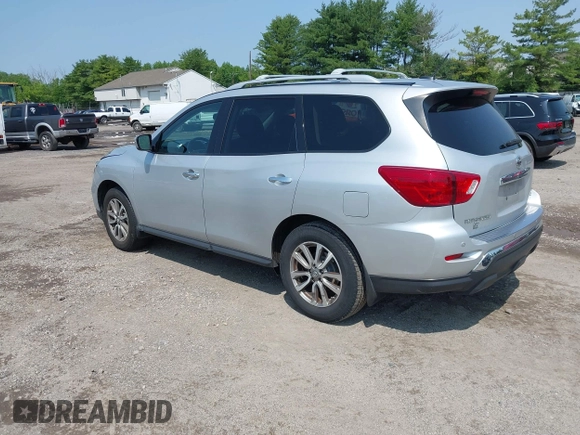 2018 Nissan Pathfinder SL with VIN 5N1DR2MM4JC670095, listed as a IAAI auction lot 42478486 with 291,630 mi miles and . Bid and sale history available at DreamBid. Image 3.