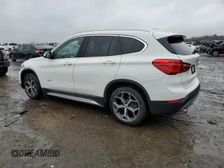 2017 BMW X1 xDrive28i with VIN WBXHT3C35H5F72686, listed as a Copart auction lot 39070823 with 41,723 mi miles. Bid and sale history available at carsss.com. Image 2.