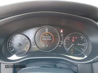 2024 Mazda CX-50 S Premium z VIN 7MMVABDM7RN231991, wystawiony jako IAAI lot #42481427 z przebiegiem 7 843 mil mil oraz . Historia ofert i sprzedaży dostępna na DreamBid. Obrazek 7.