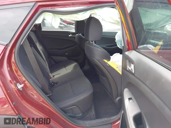 2019 Hyundai Tucson Sport z VIN KM8J33AL4KU928830, wystawiony jako IAAI lot #42104966 z przebiegiem 107 350 mil mil oraz . Historia ofert i sprzedaży dostępna na DreamBid. Obrazek 8.