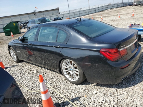 2013 BMW 7 Series 750Li xDrive with VIN WBAYF8C58DD139800, listed as a Copart auction lot 51087605 with 124,436 mi miles and Salvage Title. Bid and sale history available at carsss.com. Image 2.