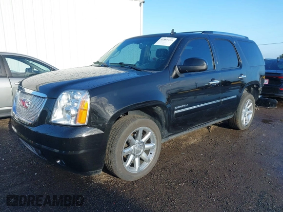 2013 GMC Yukon Denali with VIN 1GKS2EEF9DR208591, listed as a IAAI auction lot 41802138 with 160,371 mi miles. Bid and sale history available at carsss.com. Image 18.