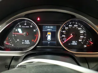 2015 Audi Q7 Premium Plus with VIN WA1LGAFE6FD004194, listed as a Copart auction lot 60368455 with 118,598 mi miles and Salvage title. Bid and sale history available at DreamBid. Image 9.