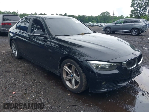 2015 BMW 3 Series 328i z VIN WBA3A5G51FNS91691, wystawiony jako IAAI lot #42619464 z przebiegiem 156 189 mil mil oraz . Historia ofert i sprzedaży dostępna na DreamBid. Obrazek 1.