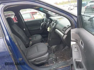 2017 Ford Police Interceptor Utility z VIN 1FM5K8AT3HGC25647, wystawiony jako IAAI lot #42223972 z przebiegiem 213 599 mil mil oraz . Historia ofert i sprzedaży dostępna na DreamBid. Obrazek 5.