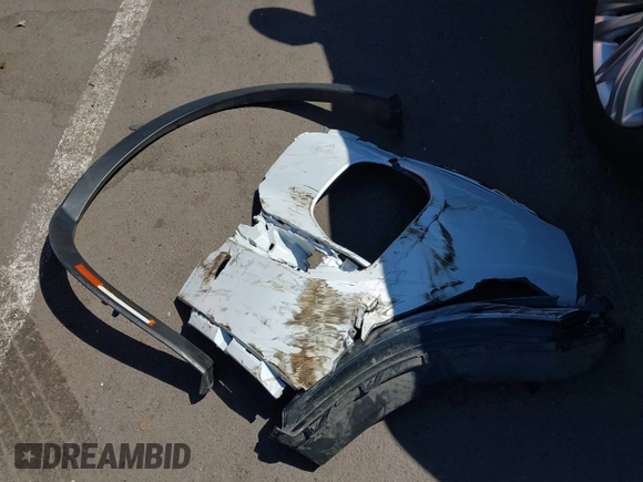 2023 Mitsubishi Outlander ES z VIN JA4J3TA89PZ021852, wystawiony jako IAAI lot #42216369 z przebiegiem 23 321 mil mil oraz . Historia ofert i sprzedaży dostępna na DreamBid. Obrazek 12.
