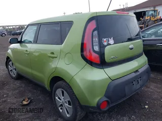 2016 Kia Soul z VIN KNDJN2A22G7861280, wystawiony jako IAAI lot #42451510 z przebiegiem 154 433 mil mil oraz . Historia ofert i sprzedaży dostępna na DreamBid. Obrazek 3.