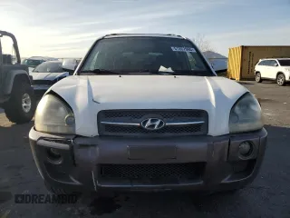 2007 Hyundai Tucson SE with VIN KM8JN12D27U612081, listed as a Copart auction lot 51267065 with 230,483 mi miles and Clean Title. Bid and sale history available at carsss.com. Image 5.