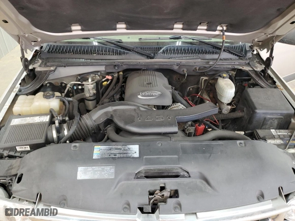 2004 Chevrolet Tahoe Z71 with VIN 1GNEK13Z04R202779, listed as a Copart auction lot 49379925 with 124,190 mi miles and Salvage Title. Bid and sale history available at carsss.com. Image 12.