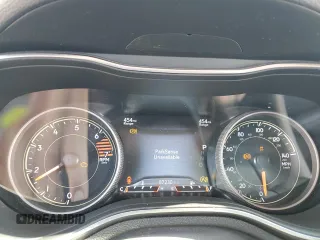2019 Jeep Cherokee Limited с VIN 1C4PJLDB0KD170119, выставлен на аукционе Copart как лот 63515155 с пробегом 87 230 миль миль и Списание • Salvage title. История ставок и продаж доступна на DreamBid. Изображение 9.