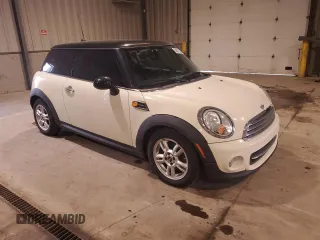 2013 MINI Hardtop z VIN WMWSU3C57DT688747, wystawiony jako Copart lot #56912395 z przebiegiem 110 149 mil mil oraz Szkoda całkowita • Salvage title. Historia ofert i sprzedaży dostępna na DreamBid. Obrazek 4.