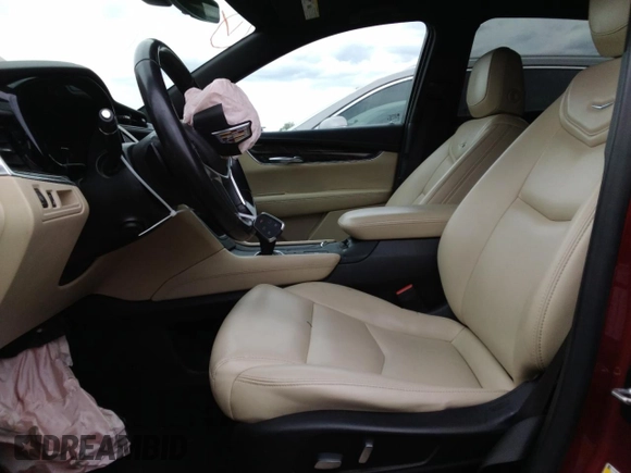 2019 Cadillac XT5 FWD with VIN 1GYKNARS8KZ253290, listed as a Copart auction lot 54786695 with 109,405 mi miles and Clean title. Bid and sale history available at DreamBid. Image 7.