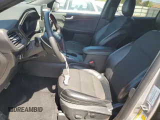 2024 Ford Escape ST-Line with VIN 1FMCU0MN2RUA25149, listed as a Copart auction lot 55654875 with 32,255 mi miles and Clean Title. Bid and sale history available at DreamBid. Image 7.