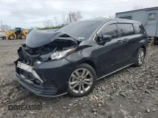 2022 Toyota Sienna LE z VIN 5TDKRKEC0NS109334, wystawiony jako Copart lot #51304205 z przebiegiem 177 758 mil mil oraz Szkoda całkowita • Salvage title. Historia ofert i sprzedaży dostępna na DreamBid. Obrazek 1.