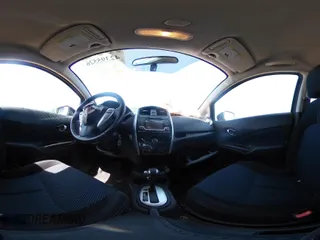 2017 Nissan Note S Plus z VIN 3N1CE2CPXHL359831, wystawiony jako IAAI lot #42395526 z przebiegiem 82 236 mil mil oraz . Historia ofert i sprzedaży dostępna na DreamBid. Obrazek 18.