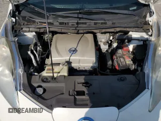 2015 Nissan LEAF S with VIN 1N4AZ0CP4FC333348, listed as a Copart auction lot 52202395 with 44,926 mi miles and Salvage Title. Bid and sale history available at DreamBid. Image 11.