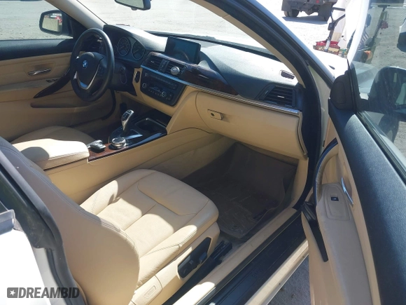 2014 BMW 4 Series 428i xDrive with VIN WBA3N5C55EK196898, listed as a IAAI auction lot 42112580 with 184,381 mi miles. Bid and sale history available at carsss.com. Image 5.