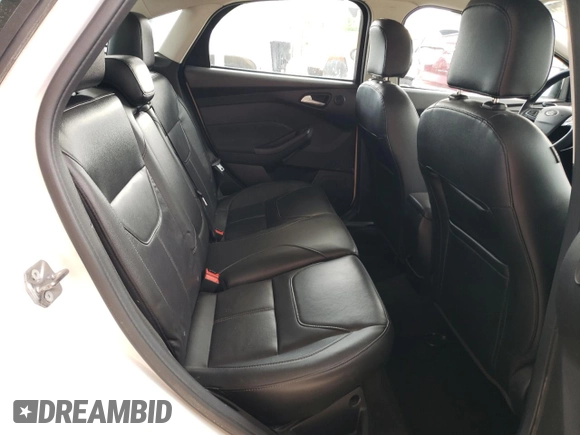 2018 Ford Focus Titanium с VIN 1FADP3J23JL246545, выставлен на аукционе Copart как лот 54838735 с пробегом 85 507 миль миль и Списание • Salvage title. История ставок и продаж доступна на DreamBid. Изображение 10.