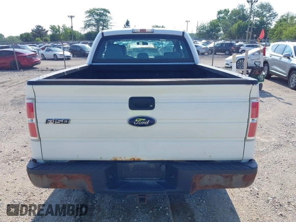 2013 Ford F-150 XL with VIN 1FTFX1CT3DFB61432, listed as a IAAI auction lot 42587933 with 242,515 mi miles and . Bid and sale history available at DreamBid. Image 16.