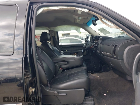 2011 GMC Sierra 1500 SLE z VIN 3GTP1VE0XBG306560, wystawiony jako IAAI lot #41496403 z przebiegiem 213 831 mil mil oraz . Historia ofert i sprzedaży dostępna na DreamBid. Obrazek 5.