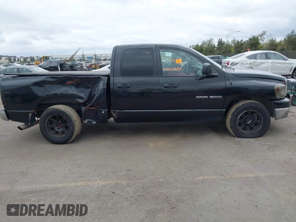 2006 Dodge 1500 SLT with VIN 1D7HA18N76S637976, listed as a IAAI auction lot 42121850 with Not Provided miles and . Bid and sale history available at carsss.com. Image 12.