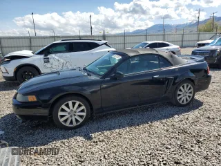 2000 Ford Mustang z VIN 1FAFP444XYF225325, wystawiony jako Copart lot #55326395 z przebiegiem 141 748 mil mil oraz Szkoda całkowita • Salvage title. Historia ofert i sprzedaży dostępna na DreamBid. Obrazek 1.